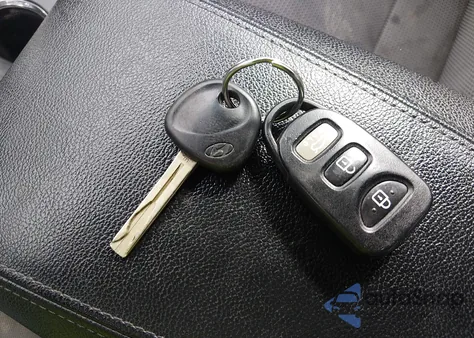 2013 Hyundai Sonata Gls z USA, uszkodzony, nr VIN 5NPEB4AC3DH616185